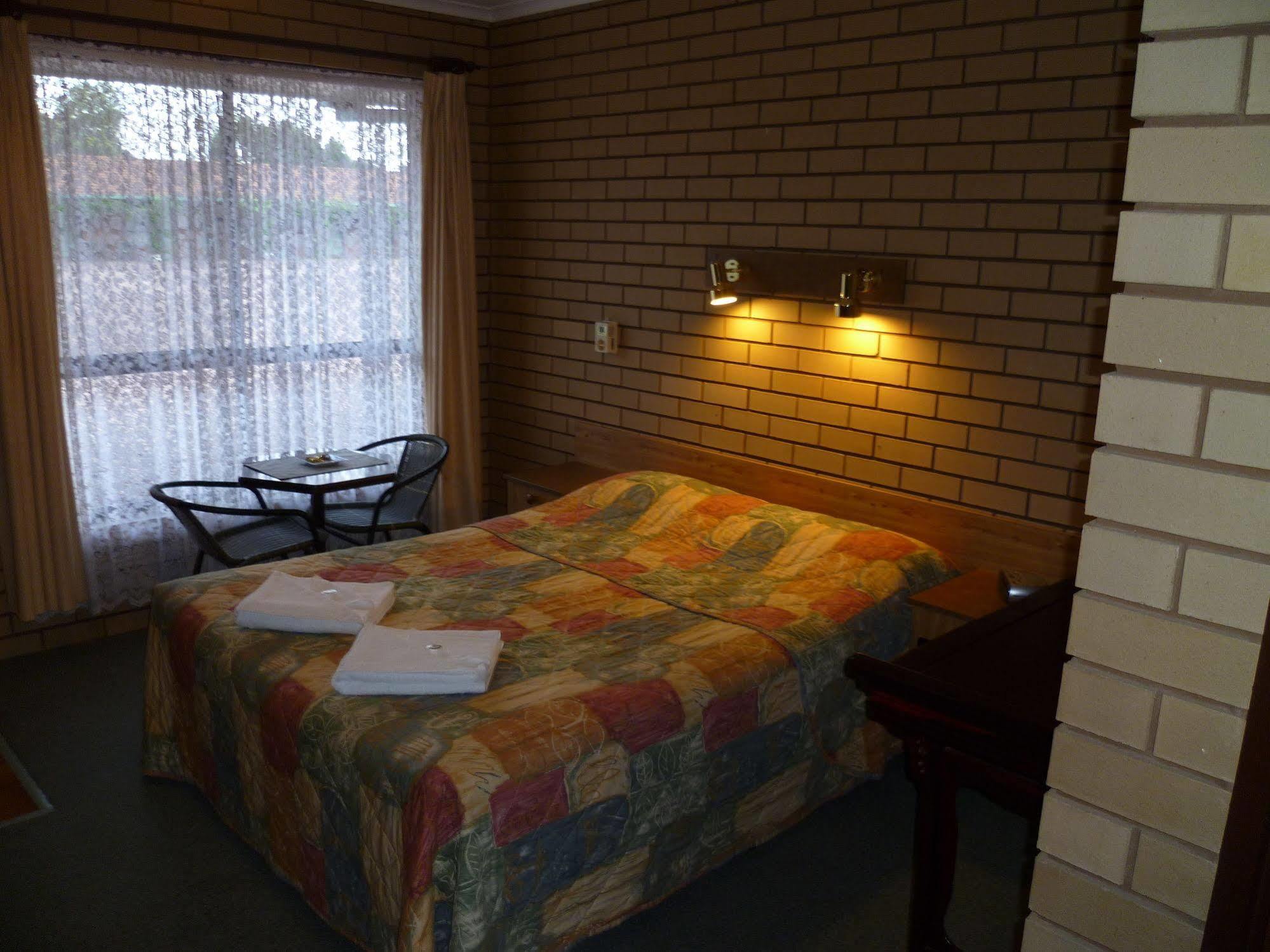 Birch Motel Tocumwal Previously Known As Kanimbla Motor Inn Екстериор снимка