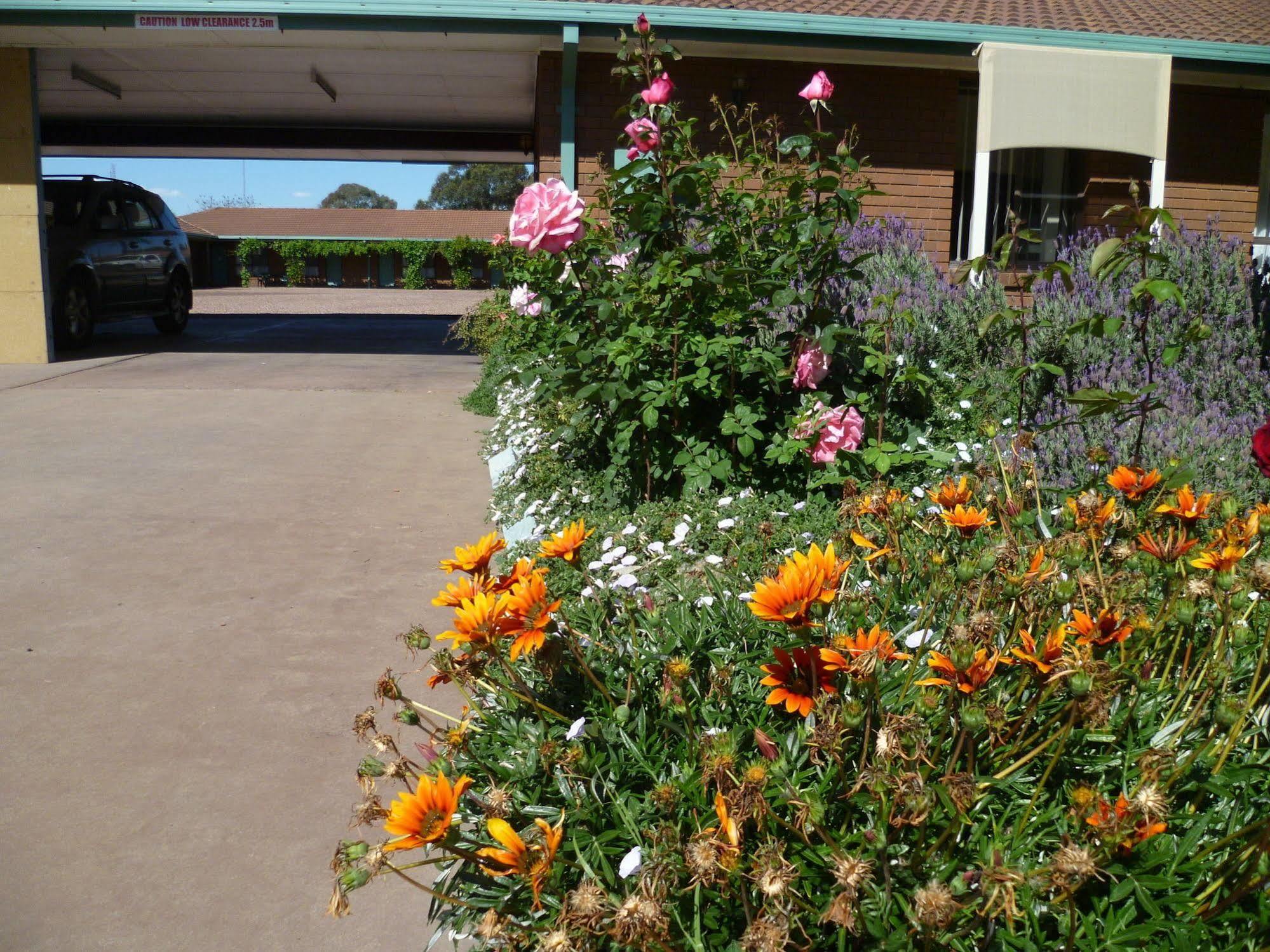 Birch Motel Tocumwal Previously Known As Kanimbla Motor Inn Екстериор снимка